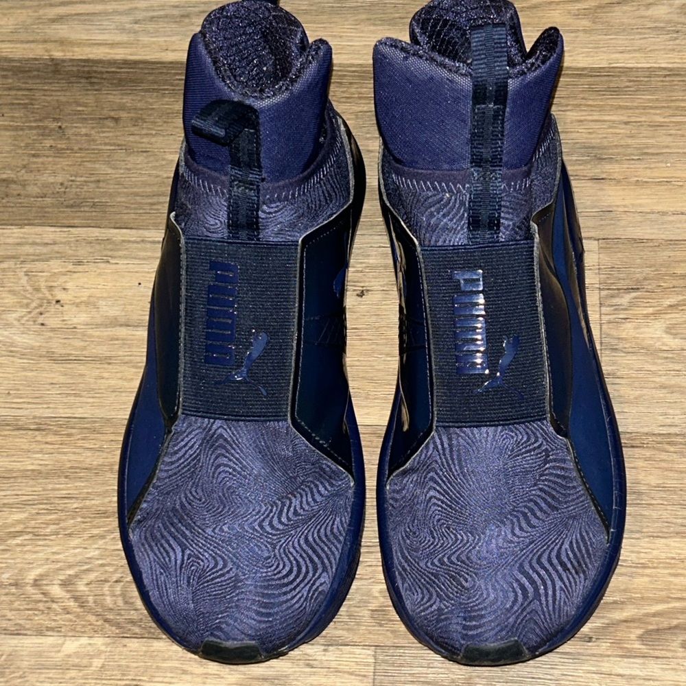 Puma Light Weight sneakers